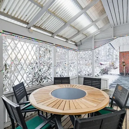 Family Home Repopolku Дом отдыха Рованиеми